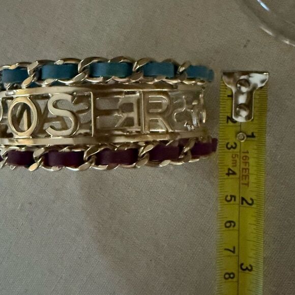 Chanel Lambskin leather and metal Statement Bangle Vintage Bracelet 2015 - Picture 5 of 6